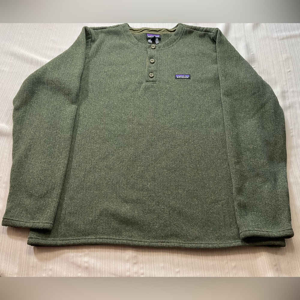 Patagonia Men’s Green Pullover Crew Neck 3 Button Sweater #2375